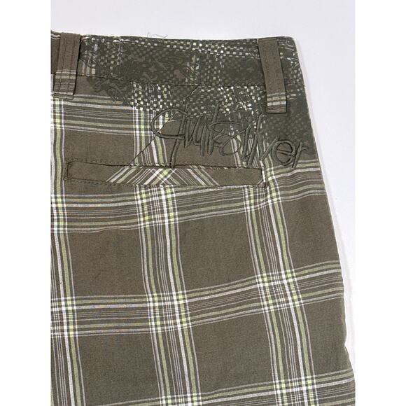 Quiksilver Men's Olive Green Plaid Bermuda Shorts Size 30 Embroidered Logo - Picture 7 of 13